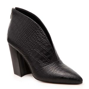 New Vince Camuto Steevera Booties Black Mock Croc